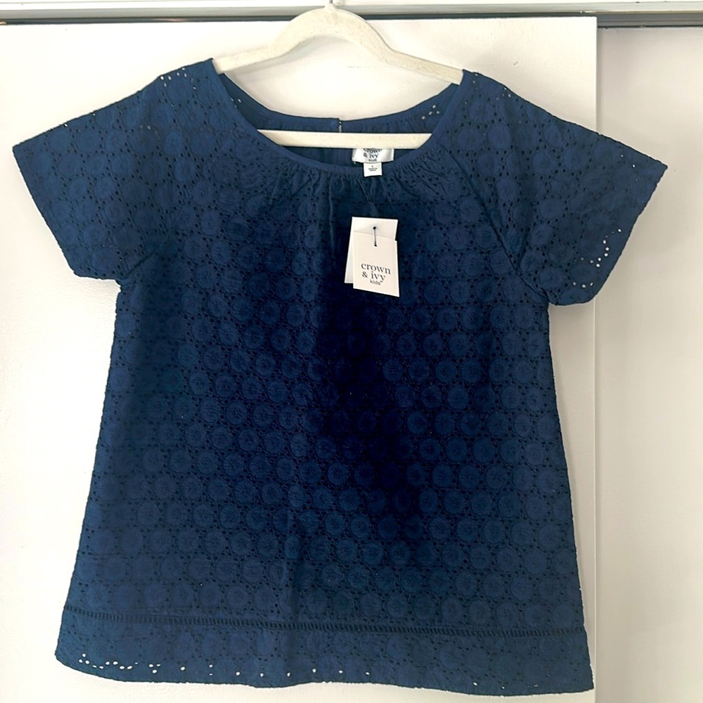 Crown and Ivy kids navy top size L